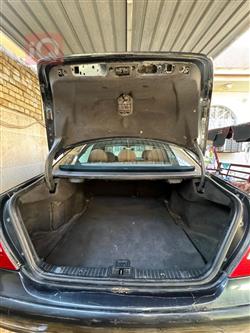 مرسيدس بنز E-Class